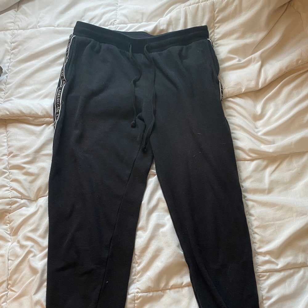 American Eagle joggers